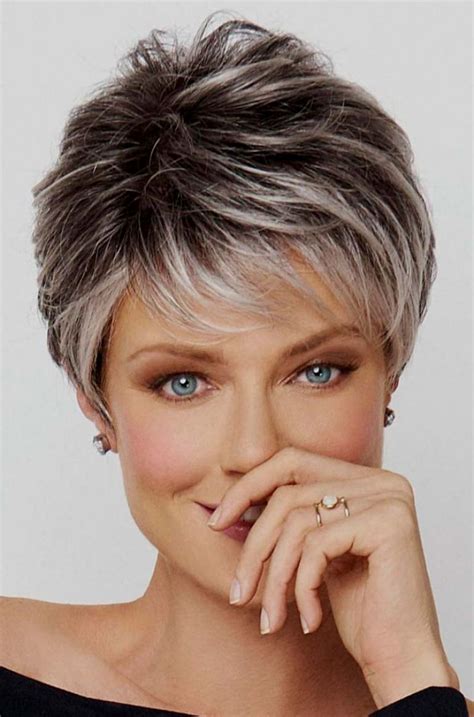 Short Layered Haircuts On Pinterest Short Feathered Hairstyle Best 25
