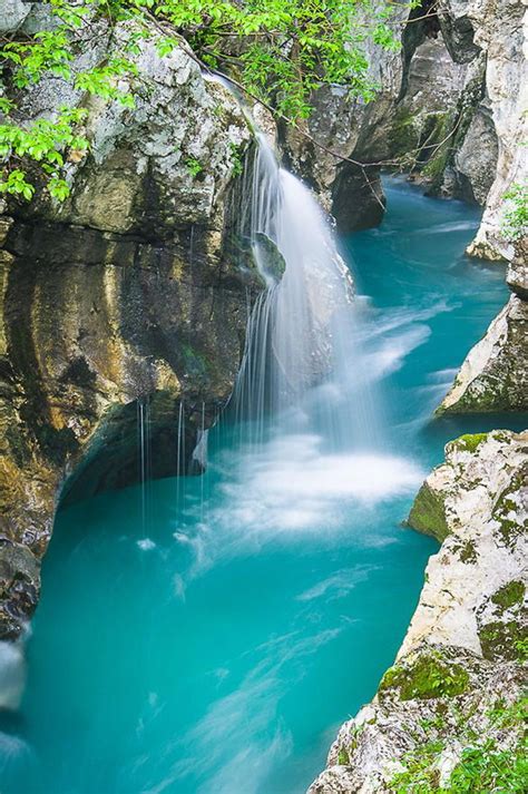 20 Photos Of The Most Beautiful River In The World The Emerald Beauty