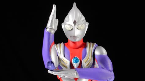 Ultra Act Ultraman Tiga Multi Type Renewal Version Review Youtube