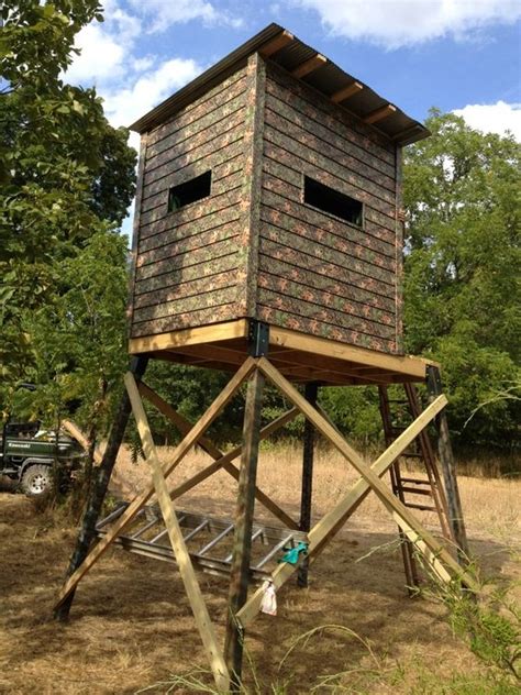 Diy Elevated Box Blind For Deer Hunting Camo Siding Pinterest