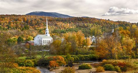 Prettiest Fall Foliage Villages In Vermont New England