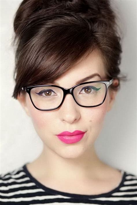 Best Hairstyles For Female Glasses Wearers With Images Long Hair