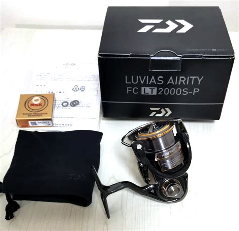 Daiwa 21 Luvias Airity FC LT 2000S P Spinning Reel Sports Equipment