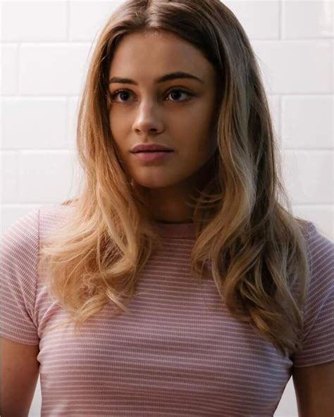 Page about josephine langford (tessa in after). 49 Hot Pictures Of Josephine Langford Are Just Heavenly To ...
