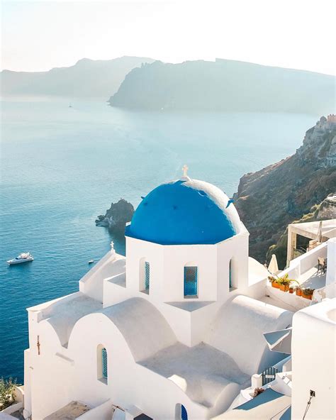 The All Famous And Gorgeous Oia 🇬🇷 One Of The Most Spectacular And