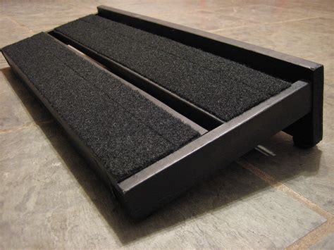 We make it easier for you to focus on building your own pedal, taking away the hassle of sourcing parts. Ikea Gorm Pedalboard - automattack