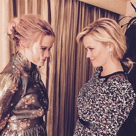 Mirror Images From Photographic Evidence Reese Witherspoon And Ava
