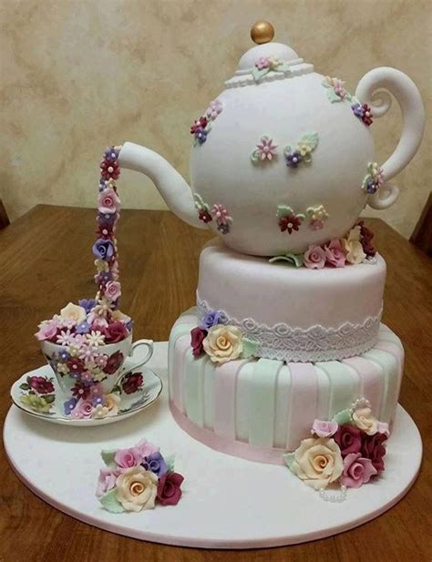 Perfect Cake For A Little Girl Teapot Cake Princess Party Tea Party