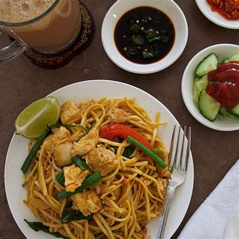 Mee Goreng Mamak Indian Fried Noodles From Singapore And Malaysia