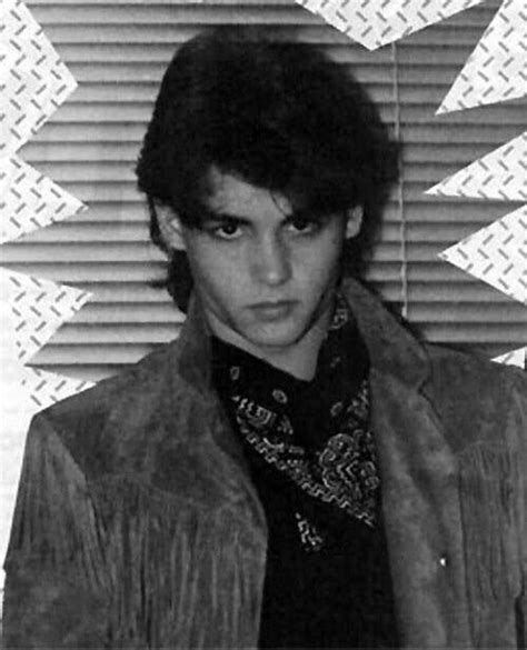 Rarely Seen Photos Of Johnny Depp During His High School In The 1970s