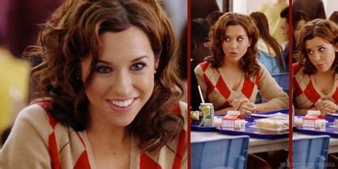 Gretchen Weiners Played By Lacey Chabert In Mean Girls St Lunchroom