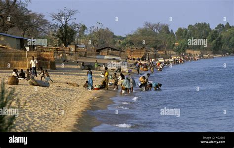 Africa Malawi Nyasa Village Hi Res Stock Photography And Images Alamy