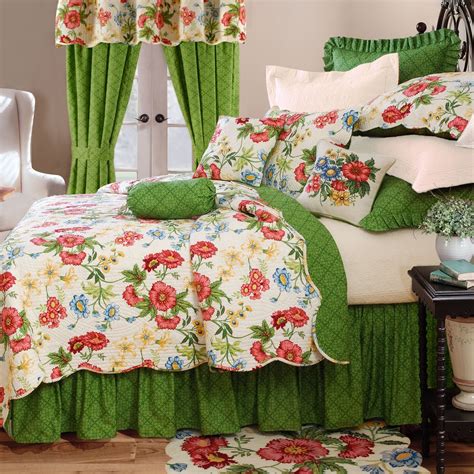 High quality and cheap cartoon printed bedding sets for you. Pembroke Floral Cotton Quilt Set (Queen/Full - Queen), Red ...