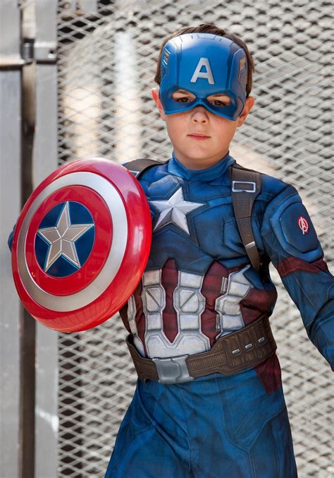 Captain America Deluxe Costume For Boys