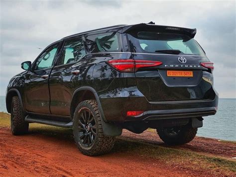 2021 Toyota Fortuner Looks Gorgeous In All Black Exterior