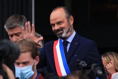 Edouard philippe, né en 1970, a été premier ministre le maire du havre et ancien premier ministre sera mardi soir sur l'antenne de rmc pour parler. Édouard Philippe retrouve son fauteuil de maire au Havre ...