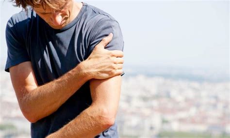 Pain In Left Arm 9 Different Causes Cardiac Tamponade