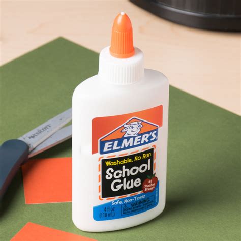 Elmers E304 4 Oz White Liquid School Glue