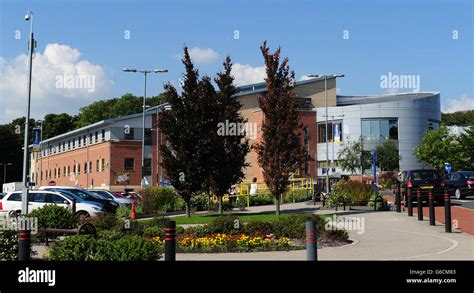 Showing University Hospital North Durham Hi Res Stock Photography And