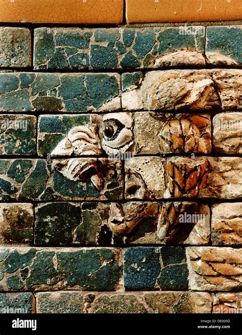 Ishtar Gate Lion Hi Res Stock Photography And Images Alamy
