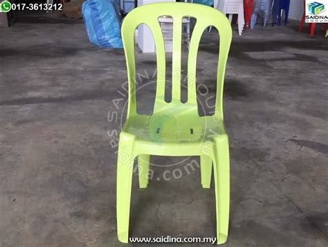 Check out our plastic dining chair selection for the very best in unique or custom, handmade pieces from our furniture shops. 3V Plastic Chairs | Kerusi Plastik | Model : LA701 ...