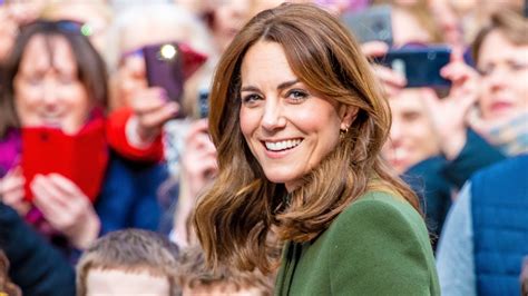 Kate Middleton Shares Rare Throwback Photo Of Mom On Uk Mothers Day