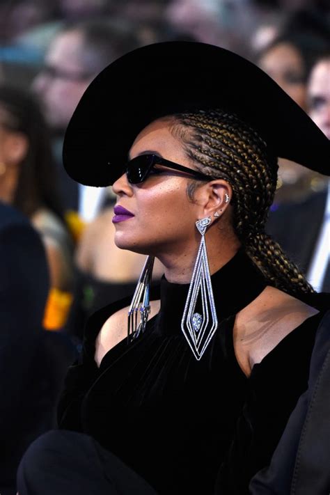 Beyoncé, who had nine nominations, the most of any artist in 2021, made history with her 28th win. Grammy 2018: Beyonce's diamond earrings worry fans | OK ...
