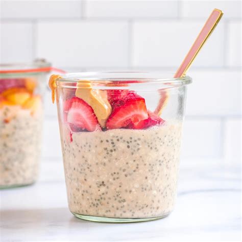 Peanut Butter And Jelly Overnight Oats By Thevegansix Quick And Easy