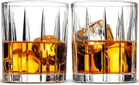 European Style Cocktail And Whiskey Glass Set Of 2 With Magnetic T Box