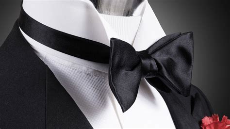 How To Tie A Bow Tie Step By Step The Easy Way Slow For Beginners