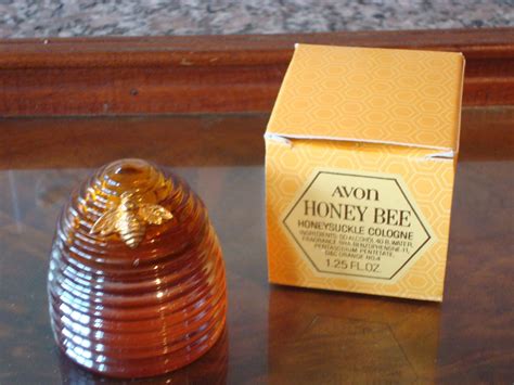 Avon Honey Bee Honeysuckle Cologne Perfume Bottle With Perfume