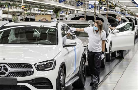 Daimler Fehlen Halbleiter Kurzarbeit Bei Daimler Wirtschaft