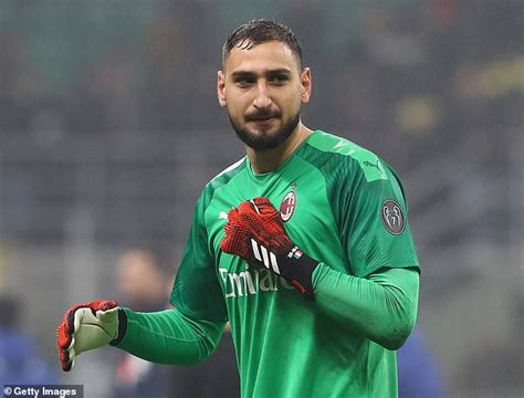 Breaking news headlines about gianluigi donnarumma linking to 1,000s of websites from around the world. Gianluigi Donnarumma : AC Milan held as Donnarumma plays ...