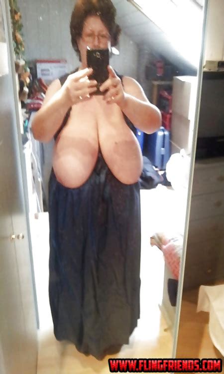 White Bbw Milf Gigantic Tits Selfie Tumbex