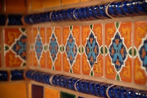 Painted ceramic tile designs for sale from mexico outlet store. Mexican tiles in the interior - richness of colors and ...