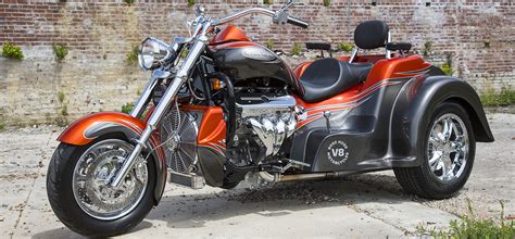 Boss hoss bikes are powered by a 383 stroker, small block v8 producing 430 hp and 400 ft lbs of torque. BossHoss
