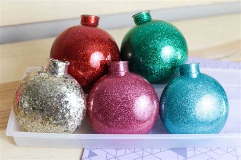 Diy Christmas Ornaments With Cricut Glitter Paint And More