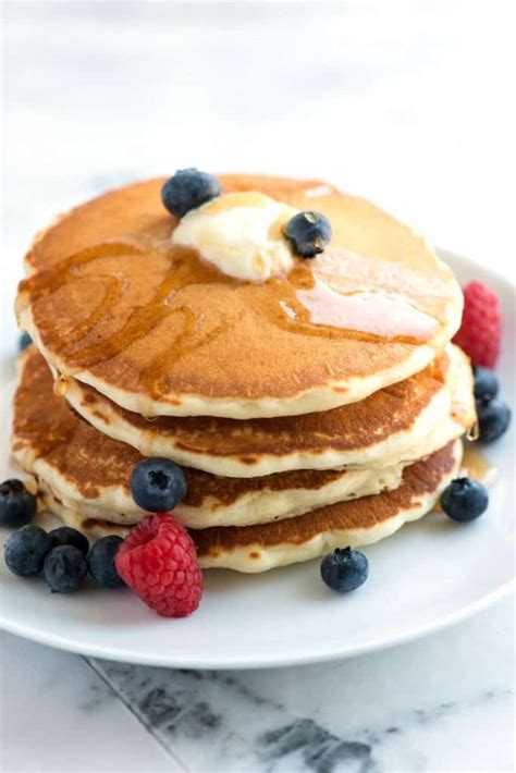 Easy Fluffy Pancakes Recipe
