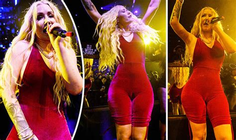 Iggy Azalea Suffers Camel Toe As She Ditches Underwear In Tight Outfit