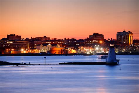 New Bedford Massachusetts Photo Tour and Travel Guide