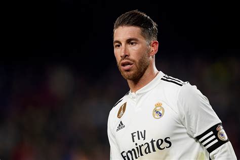 Sergio ramos's wife pilar rubio wows as she poses in a red swimsuit. Real Madrid: Sergio Ramos will wieder die Champions League ...