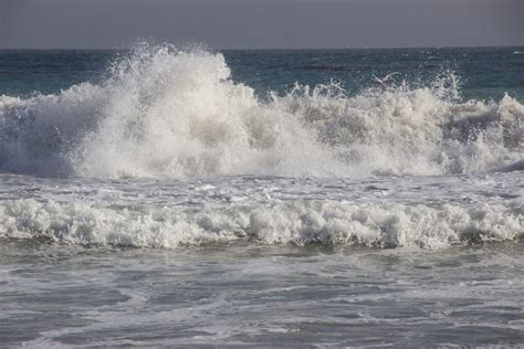 Free Stock Photo Of Crashing Ocean Waves