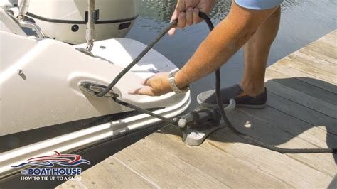 How To Tie Off A Boat To A Dock Post
