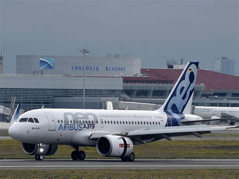 The New Airbus A220 Is Being Eyed For Use As A Private Jet See Inside