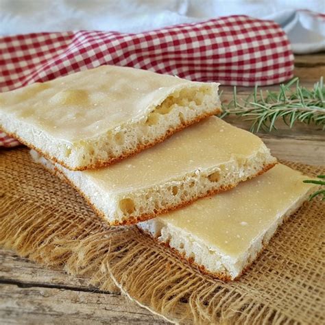 Maybe you would like to learn more about one of these? Focaccia senza lievito -lievito fujuto-