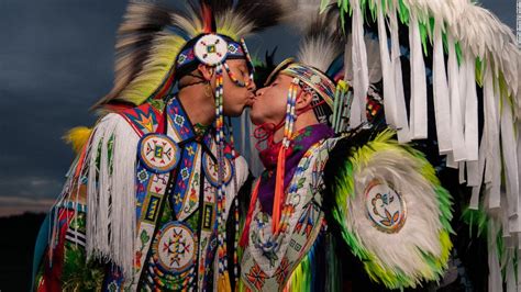 The Native American Couple Redefining Cultural Norms In Photos Cnn Style