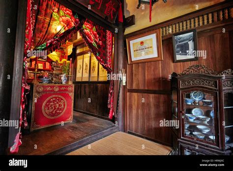 Ancestor Altar In The Old House Of Duc An Hoi An Ancient Town Quang
