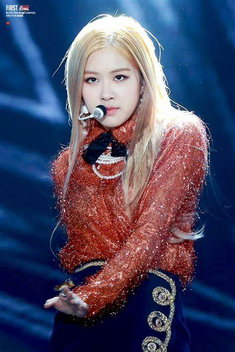 Stream blackpink rosé, a playlist by phuonghwang from desktop or your mobile device. BLACKPINK ROSE | Blackpink rose, Long hair styles, Kpop girls