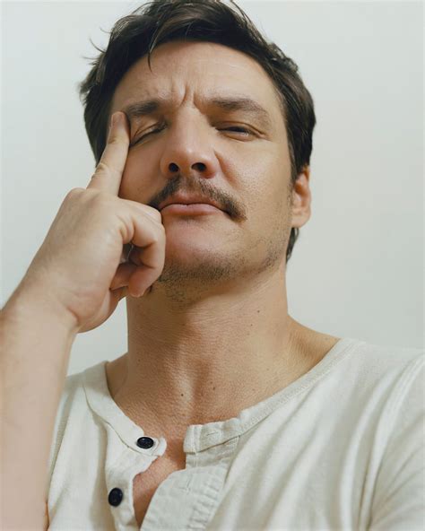 this is the way pedro pascal pedro pretty people