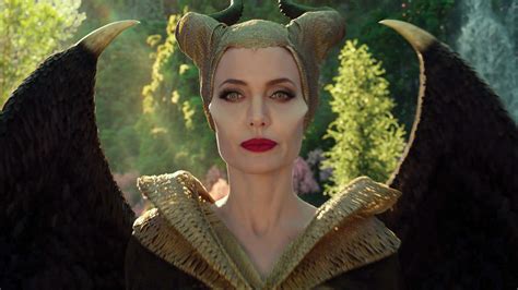 Angelina Jolie Spreads Her Wings In Maleficent Sequel The Triangle